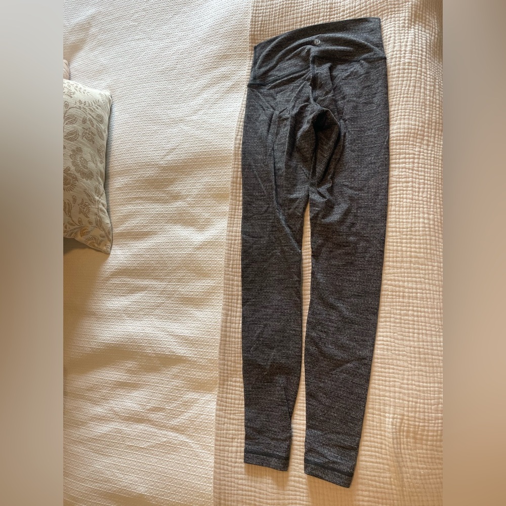 Lululemon Wunder Train Leggings - Picture 2 of 3